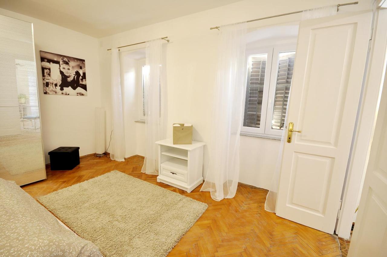 Bakita Apartment Rijeka Exterior photo
